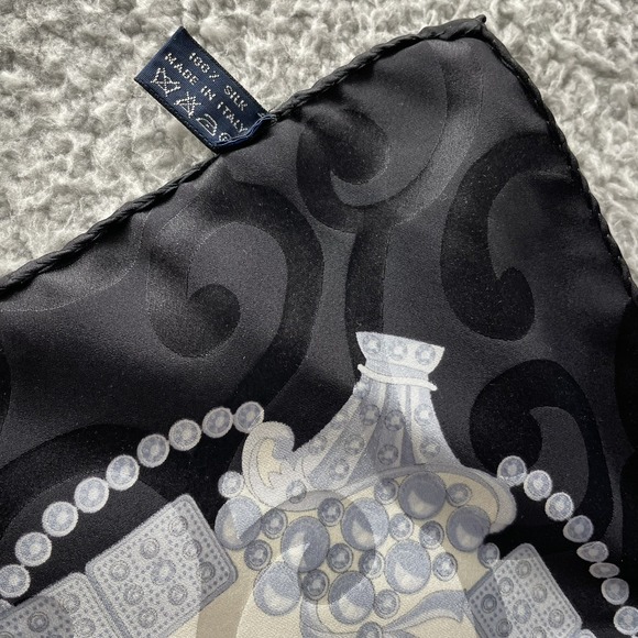 Renato Balestra‎ Scarf 100% Silk 33'x33''Floral Black White Made In Italy - Picture 7 of 10